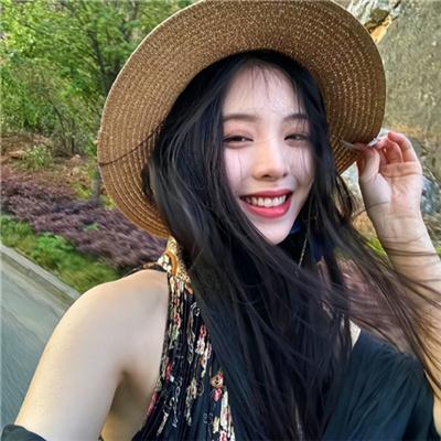 我如明月卿不知