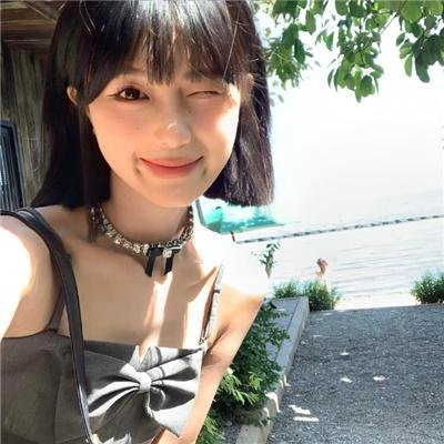 这个女配有点甜